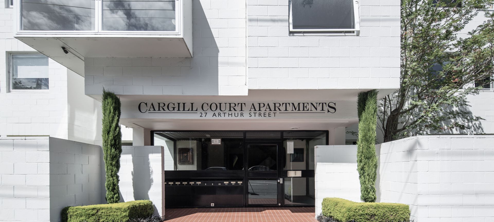 Cargill Court Apartments (1973) banner