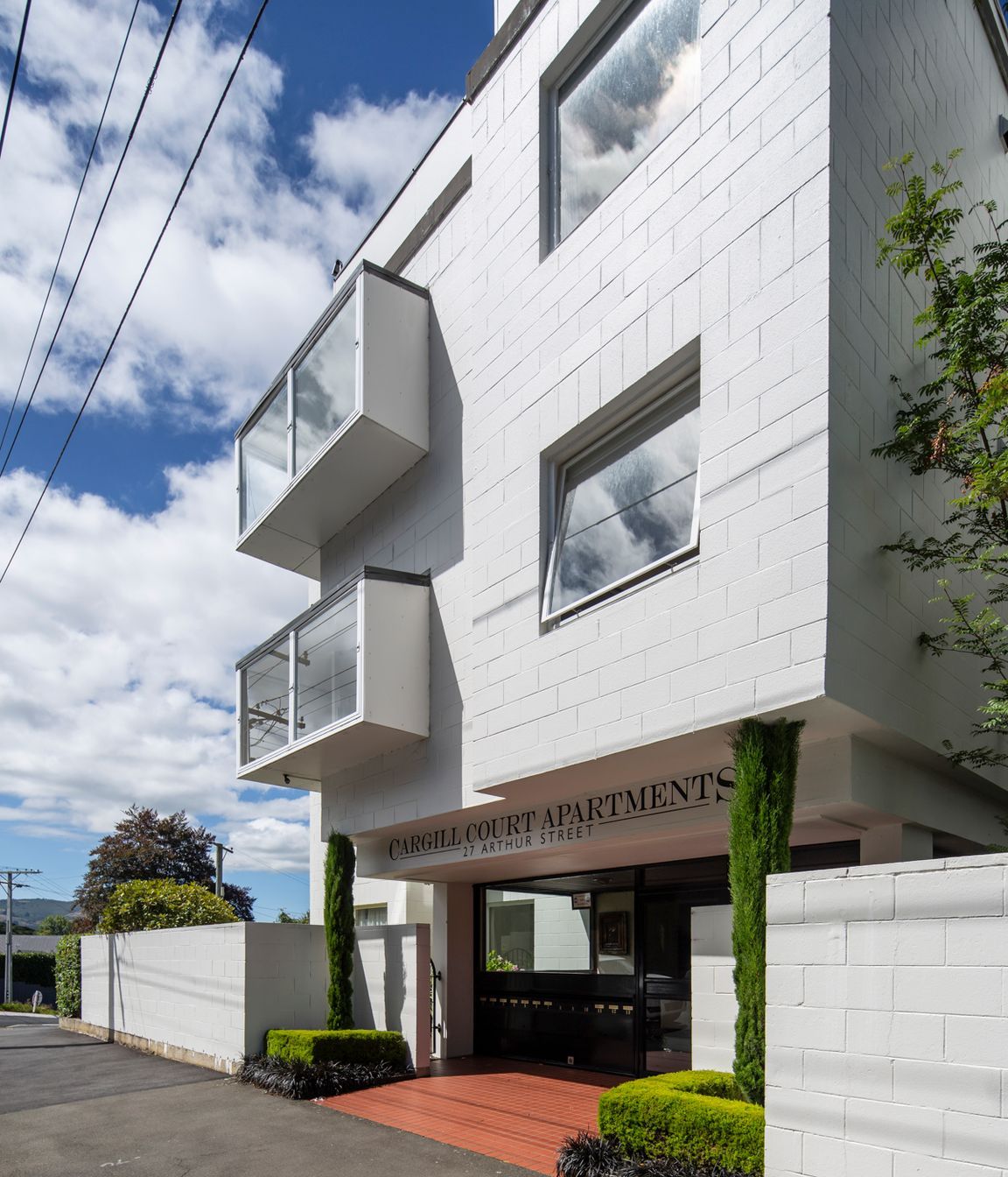 Cargill Court Apartments (1973)