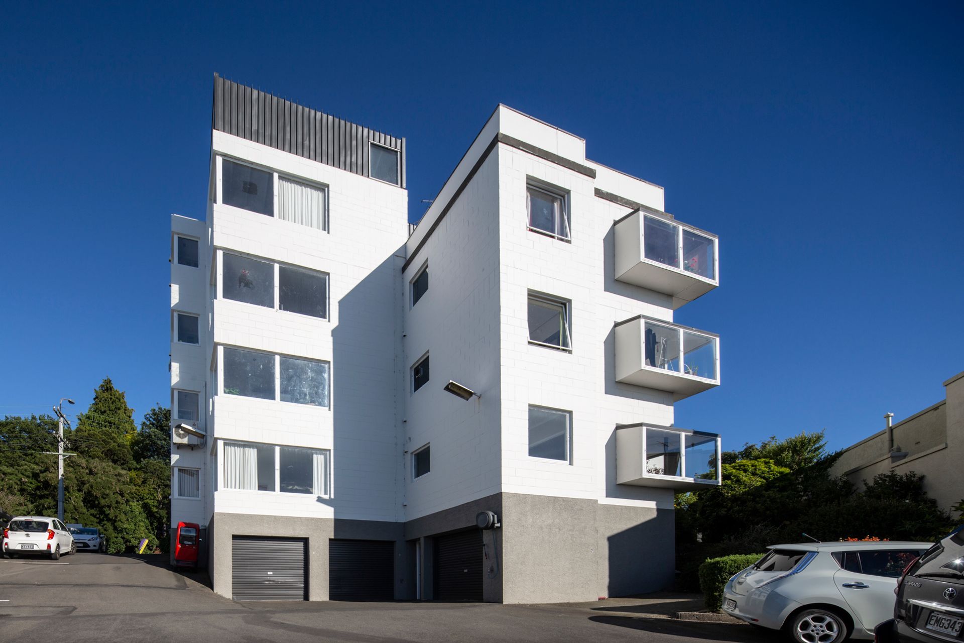 Cargill Court Apartments (1973)