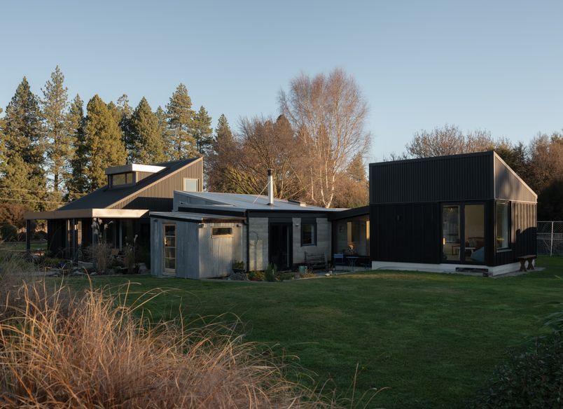Pointy Flat House