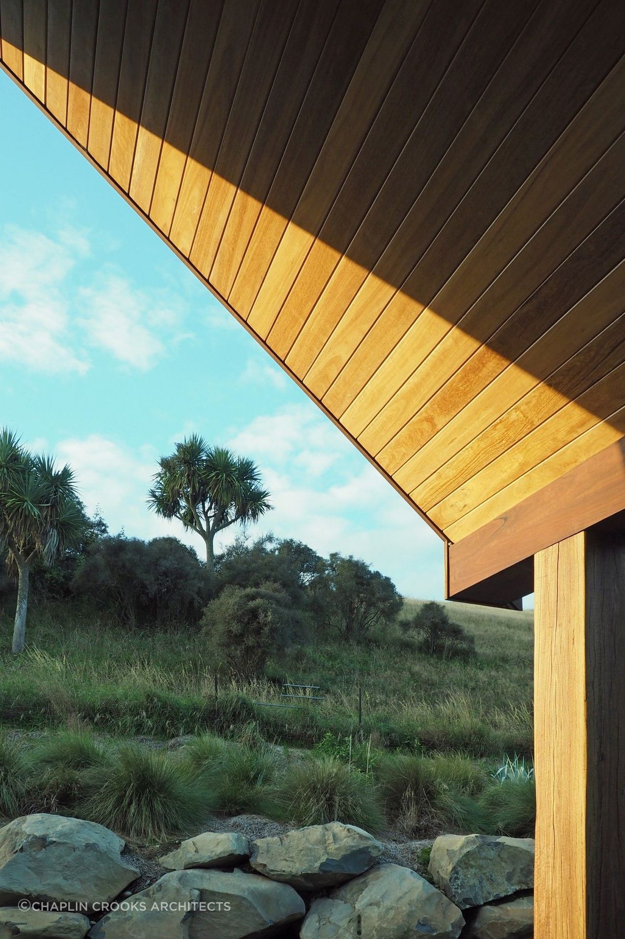 Chaplin-Crooks-ArchitectsWalnut-CottageCovered-deck-looking-northeast.jpg