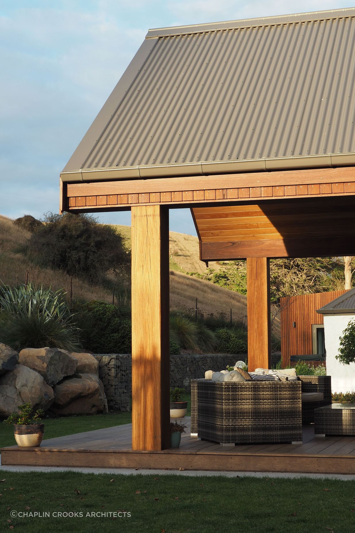 Chaplin-Crooks-ArchitectsWalnut-CottageCovered-deck-viewed-from-west.jpg