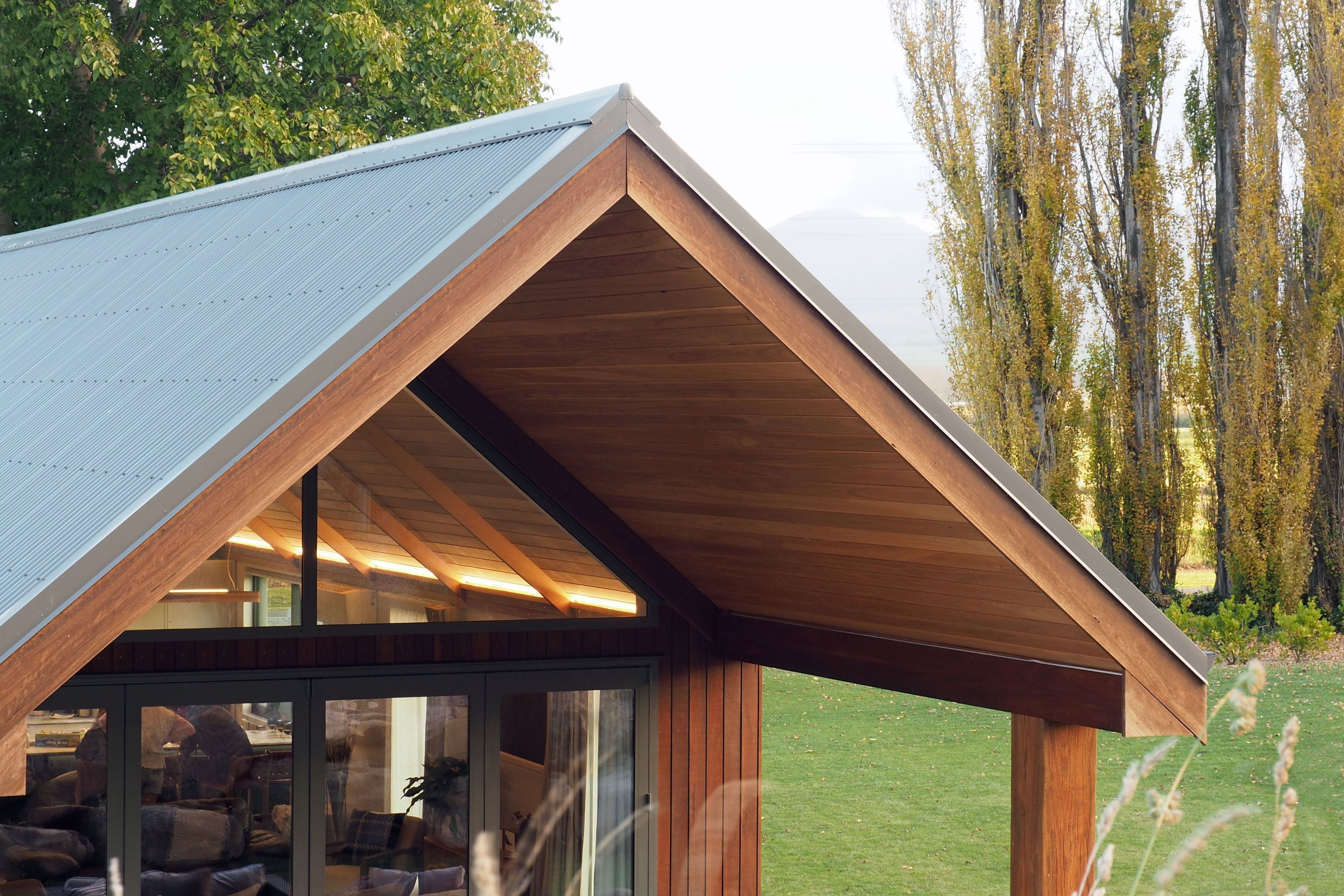 Chaplin-Crooks-ArchitectsWalnut-CottageTimber-soffit-and-ceiling-to-covered-deck-and-living.jpg