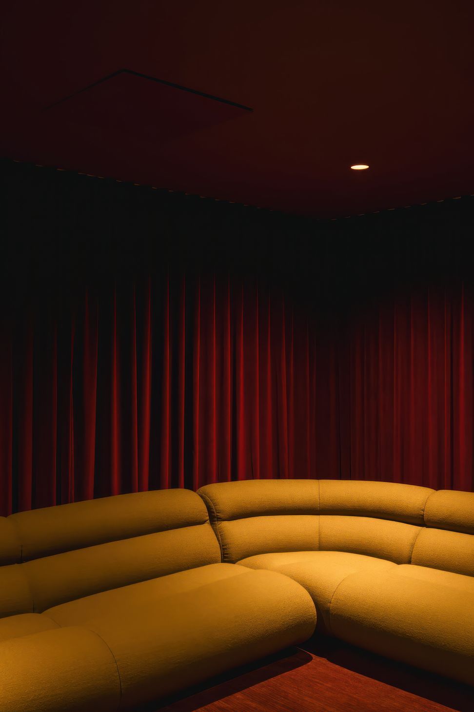 Cinema-Sofa-1200x1600-gigapixel-standard-v2-2x.jpeg