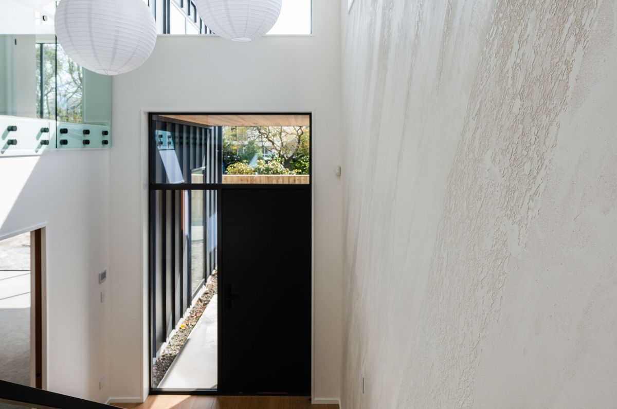 White Split Stone Elegance - Fendalton, Canterbury