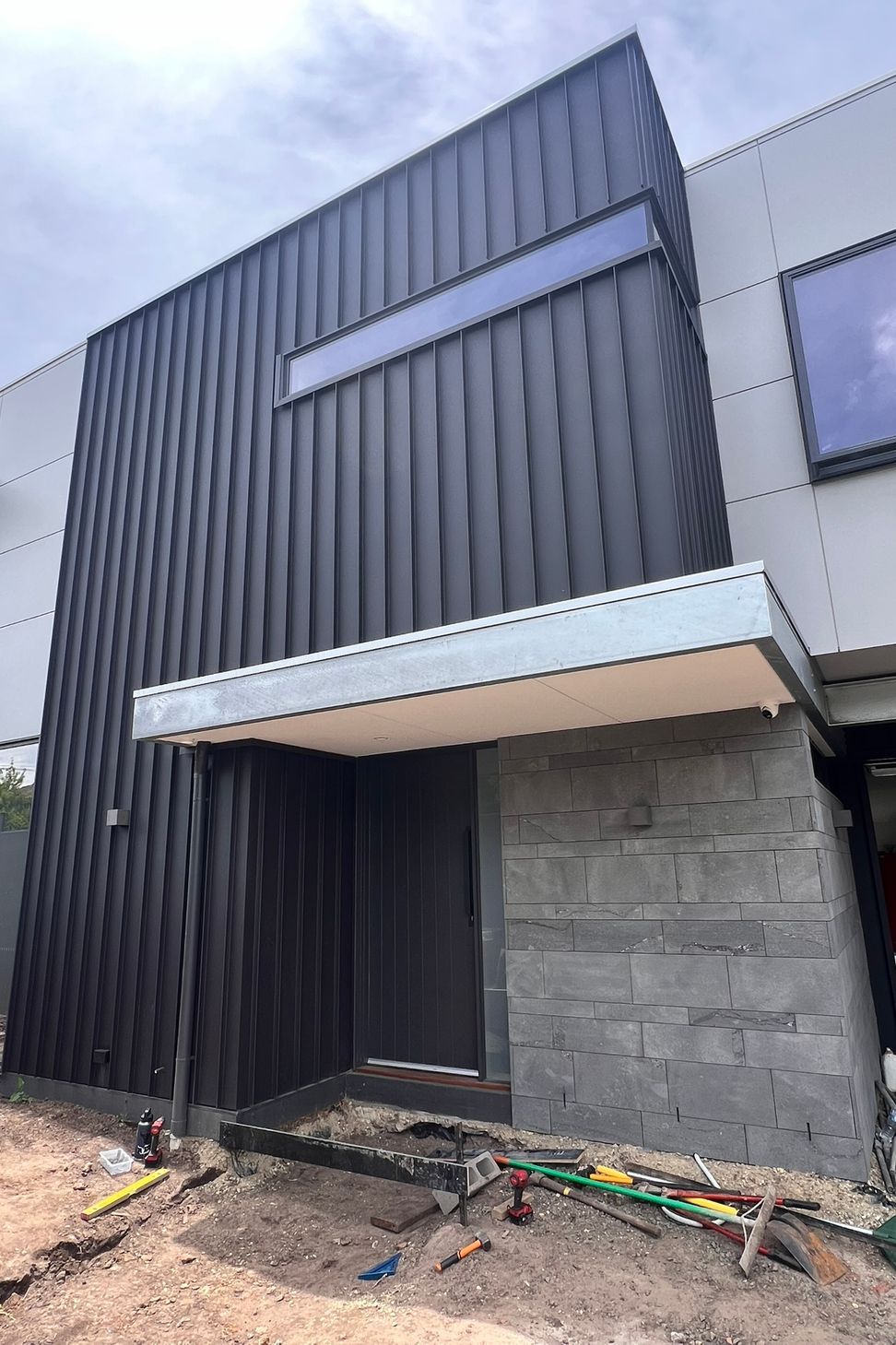 Cliptray48-cladding-in-Colorbond-Steel-Monument-Matt-finish.JPEG