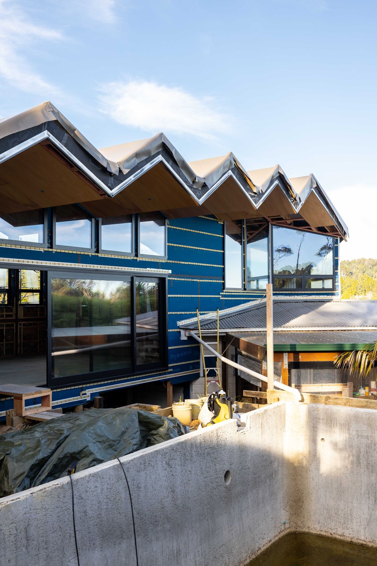 Woodfern Cres, Titirangi