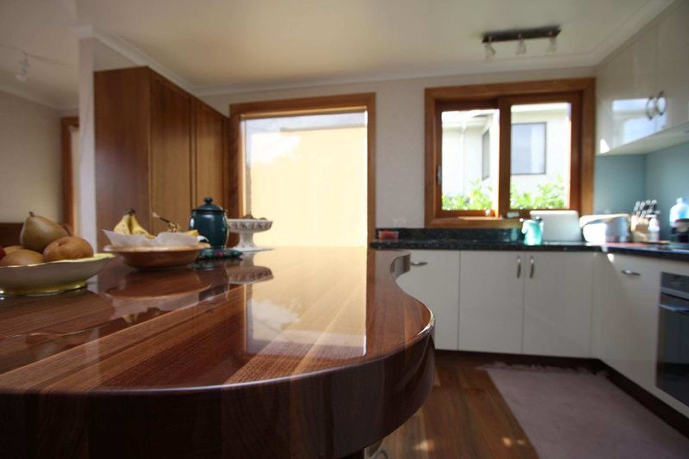 Curved wooden bench top