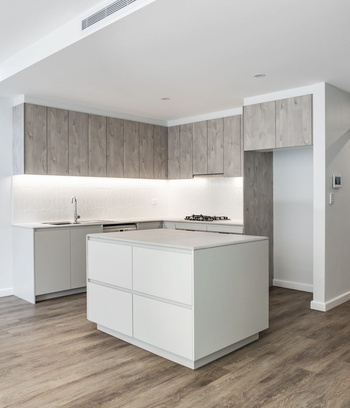 Eastlakes Residence