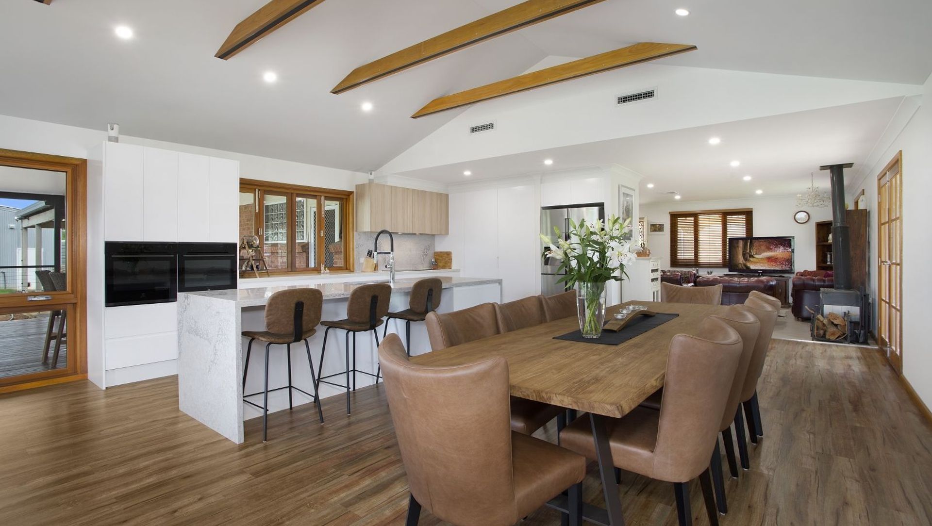 Menangle Road banner