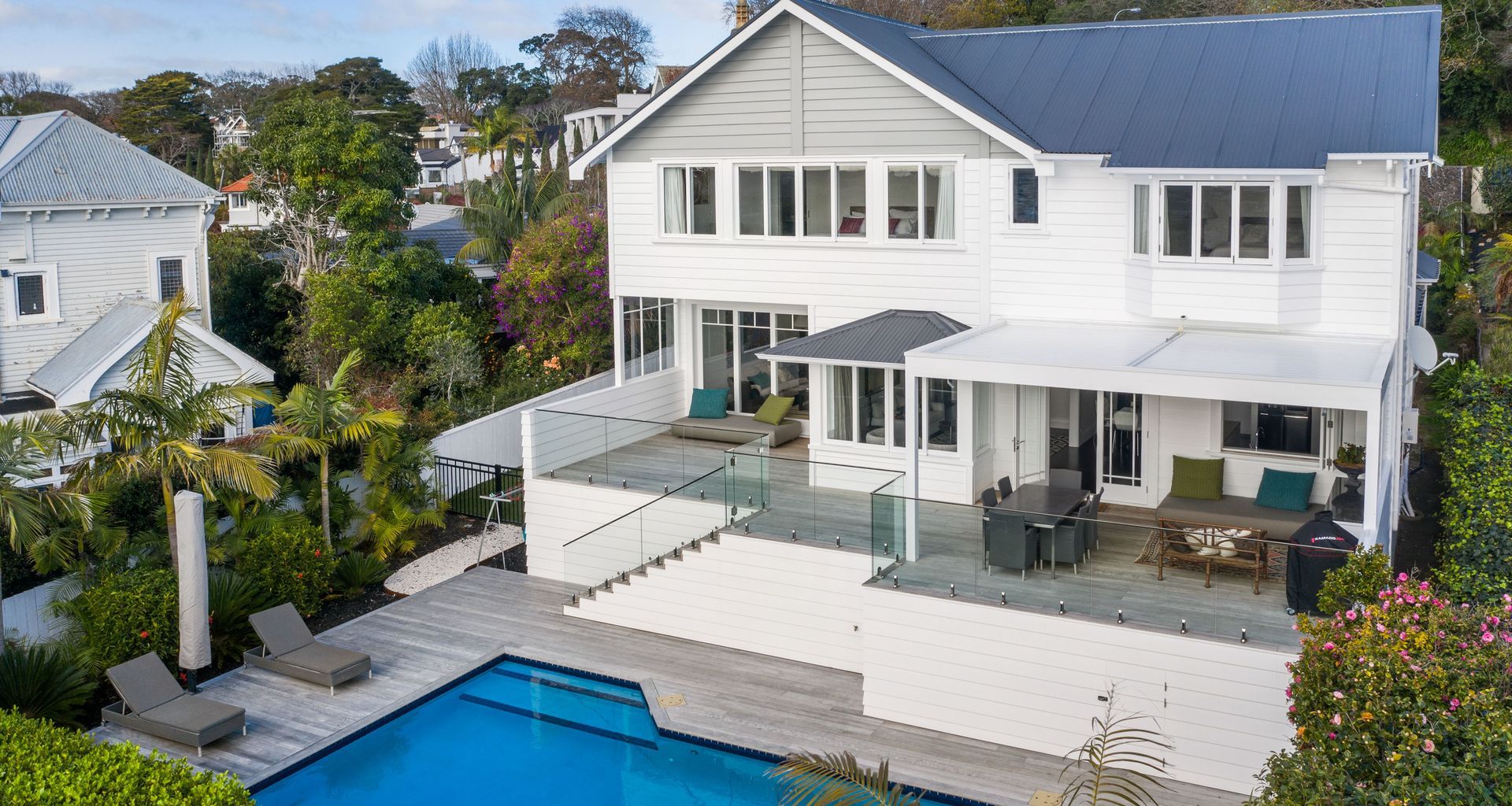 Remuera Rd banner