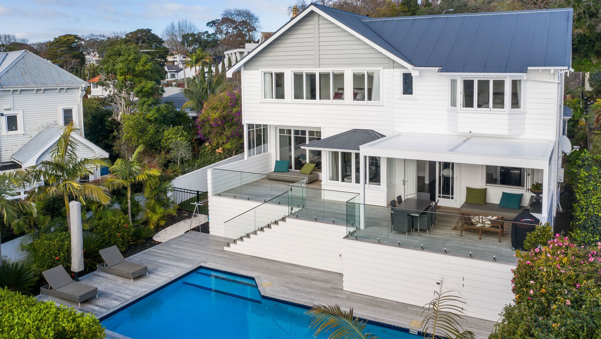 Remuera Rd banner