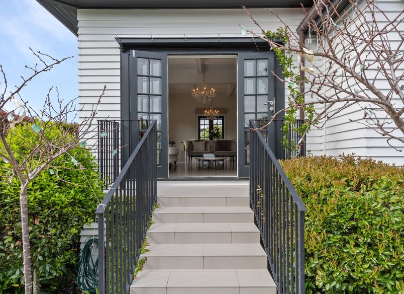 Creating indoor-outdoor flow in a Tudor-style home