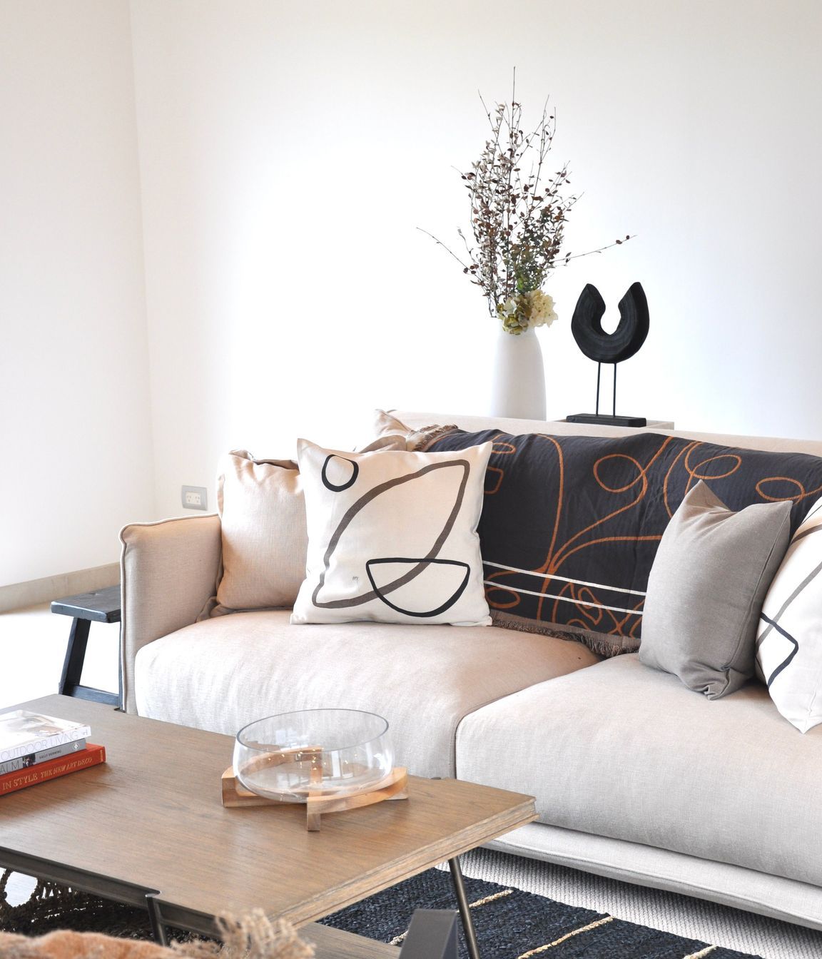 Home Staging, Colour Consult and Interior Design - Dry Hills Rise