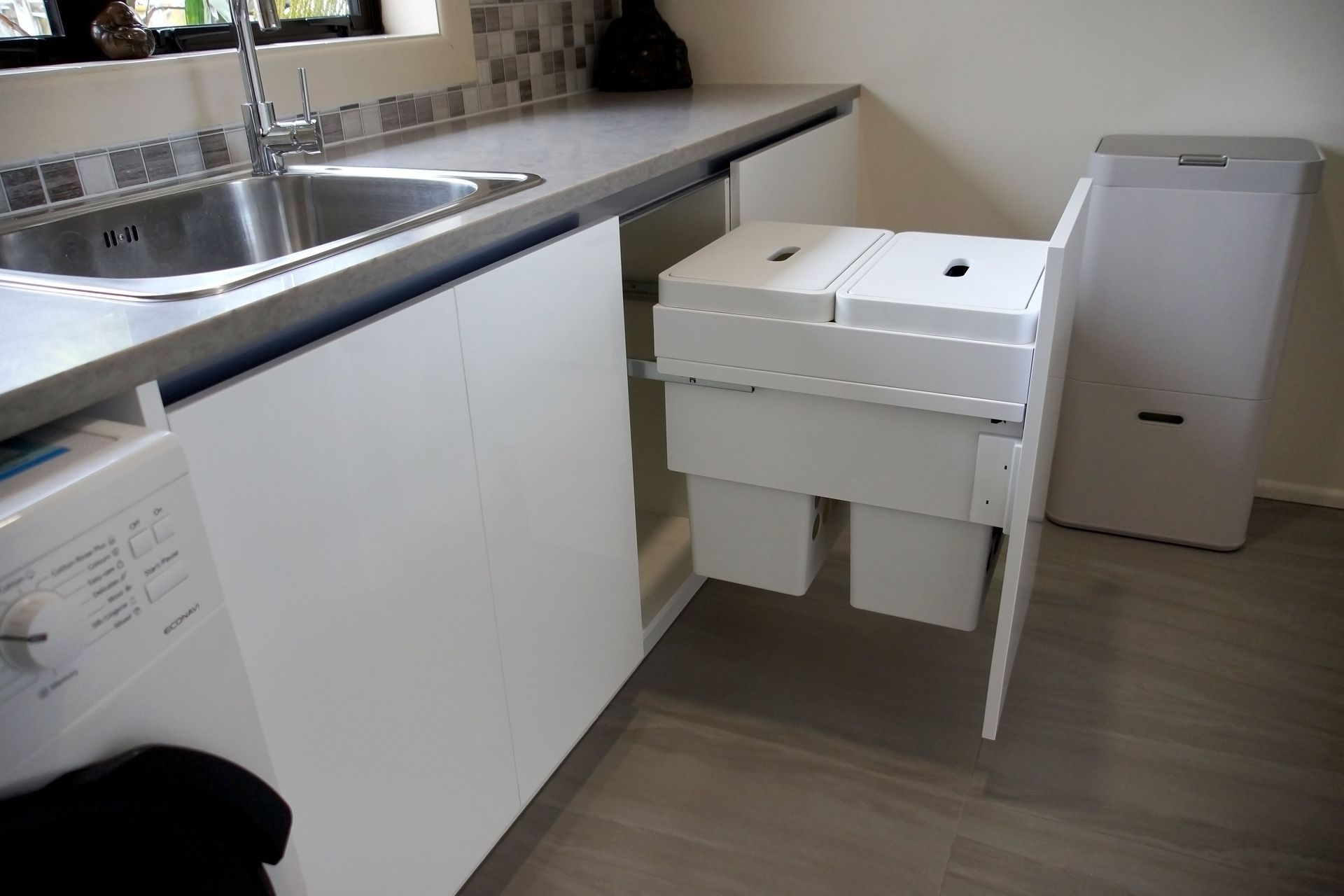 Low Maintenance Kitchen and Bathroom renovation in Auckland