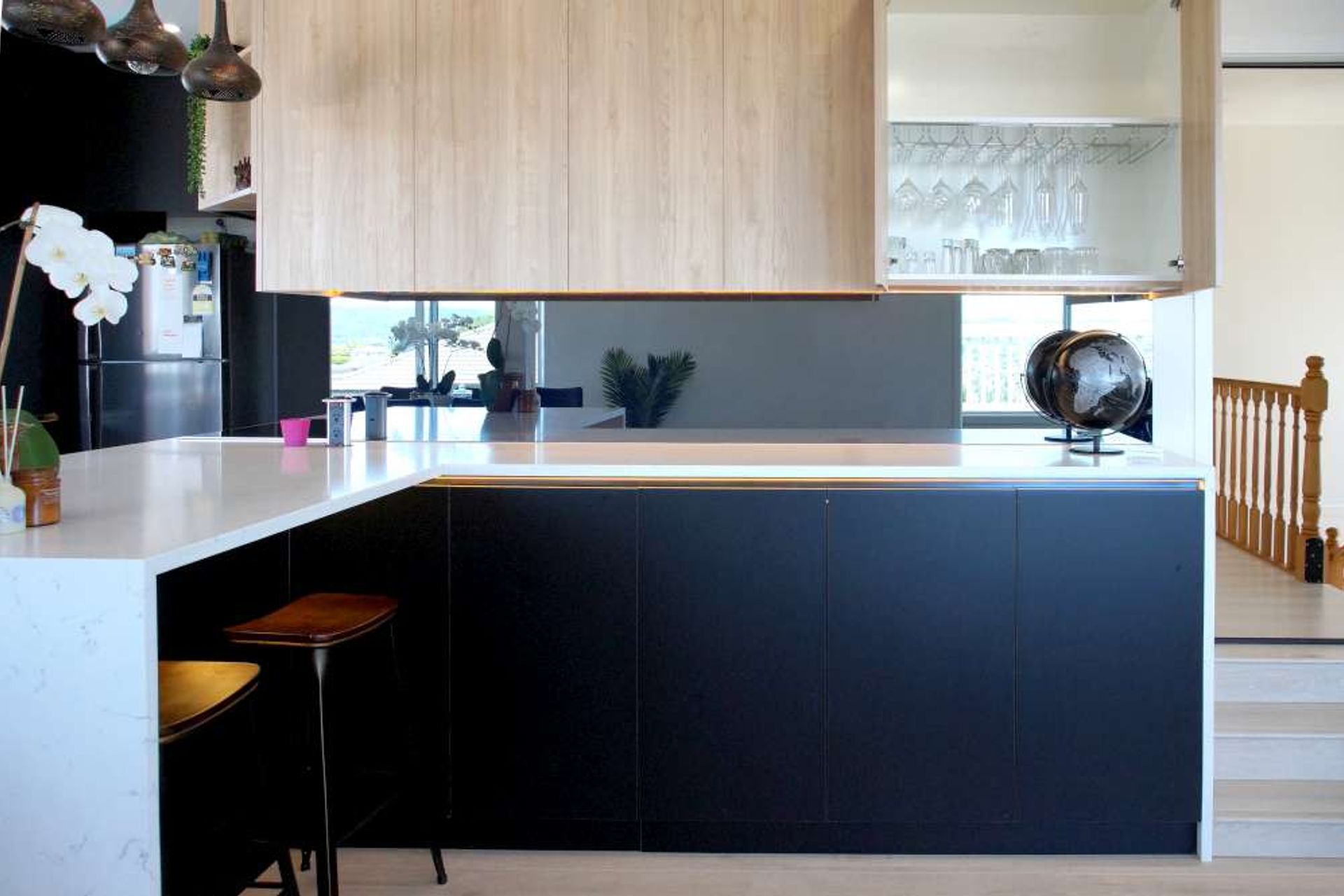 Entertainers Dream
Kitchen & Bar