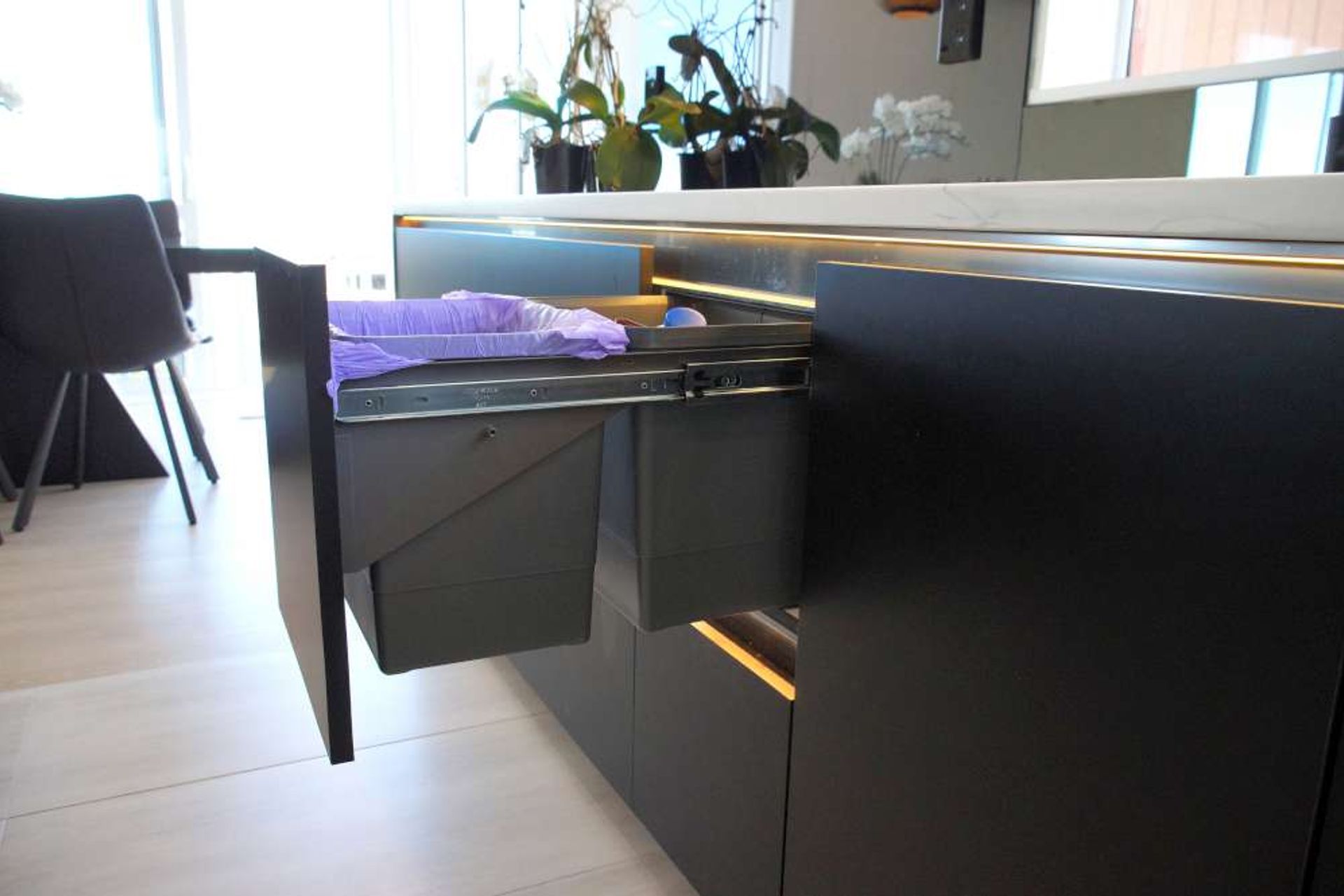 Entertainers Dream
Kitchen & Bar