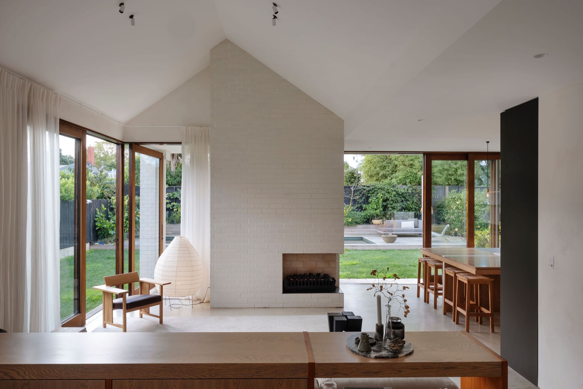 Photo by Sam Hartnett