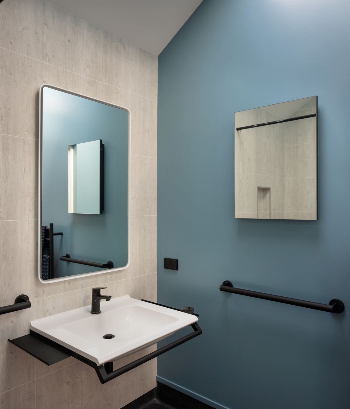 New wet-room fully accessible bathroom
