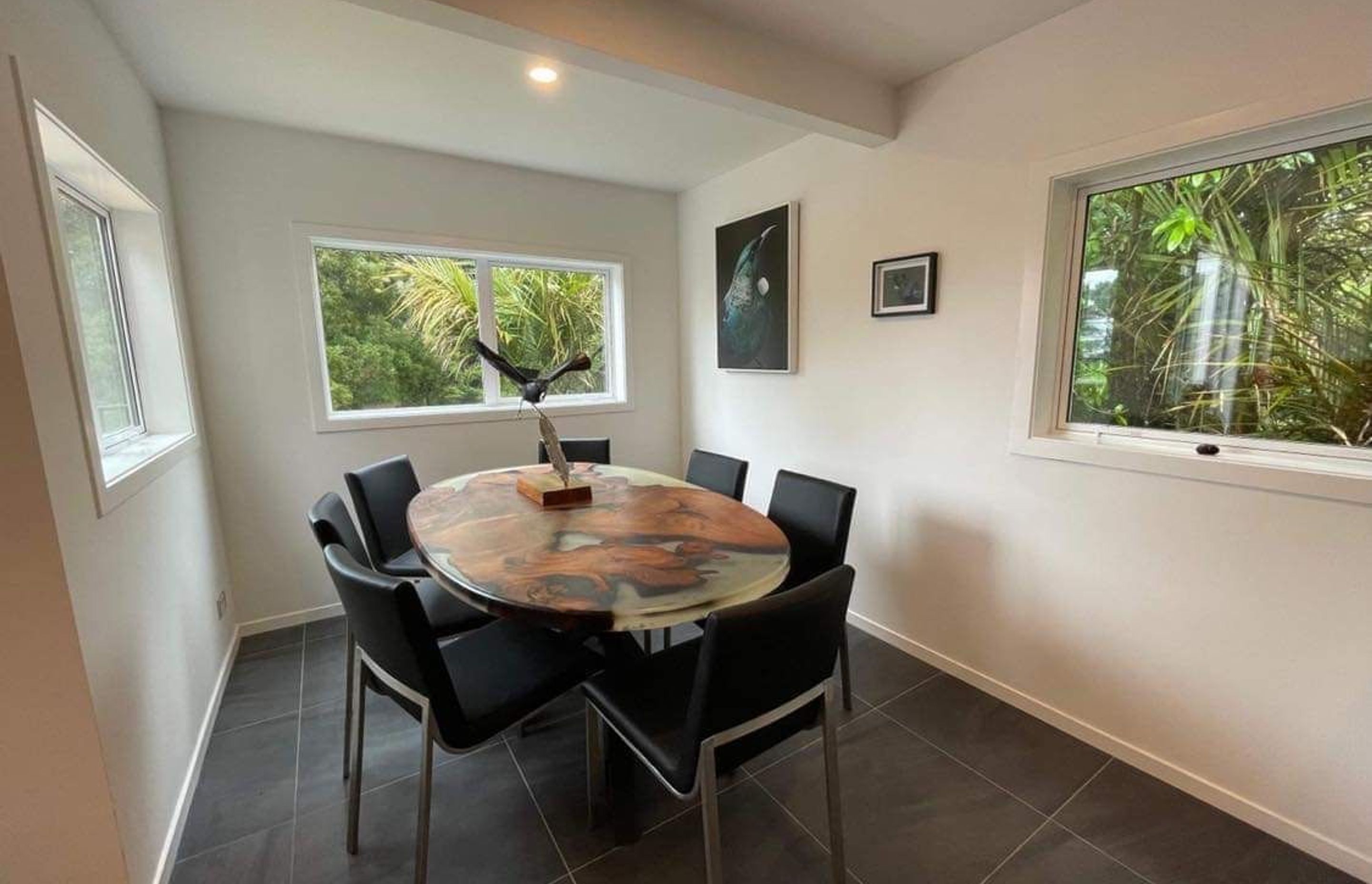 21 Rauhuia Cres, Parau