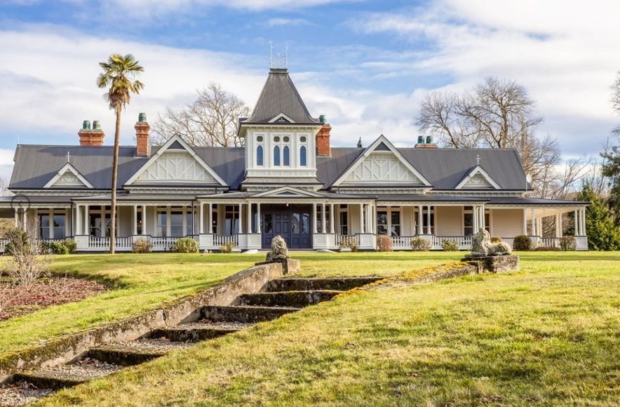 Inovo/AJ Scott - Rutherford Homestead, Leslie Hills