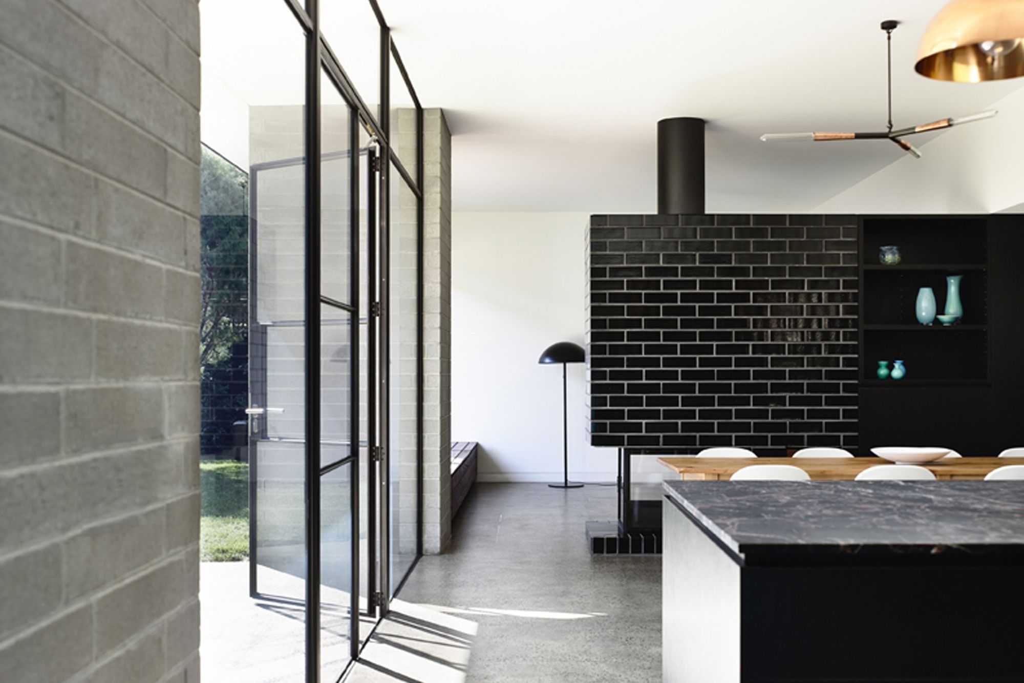 ELWOOD-HOUSE04.jpg