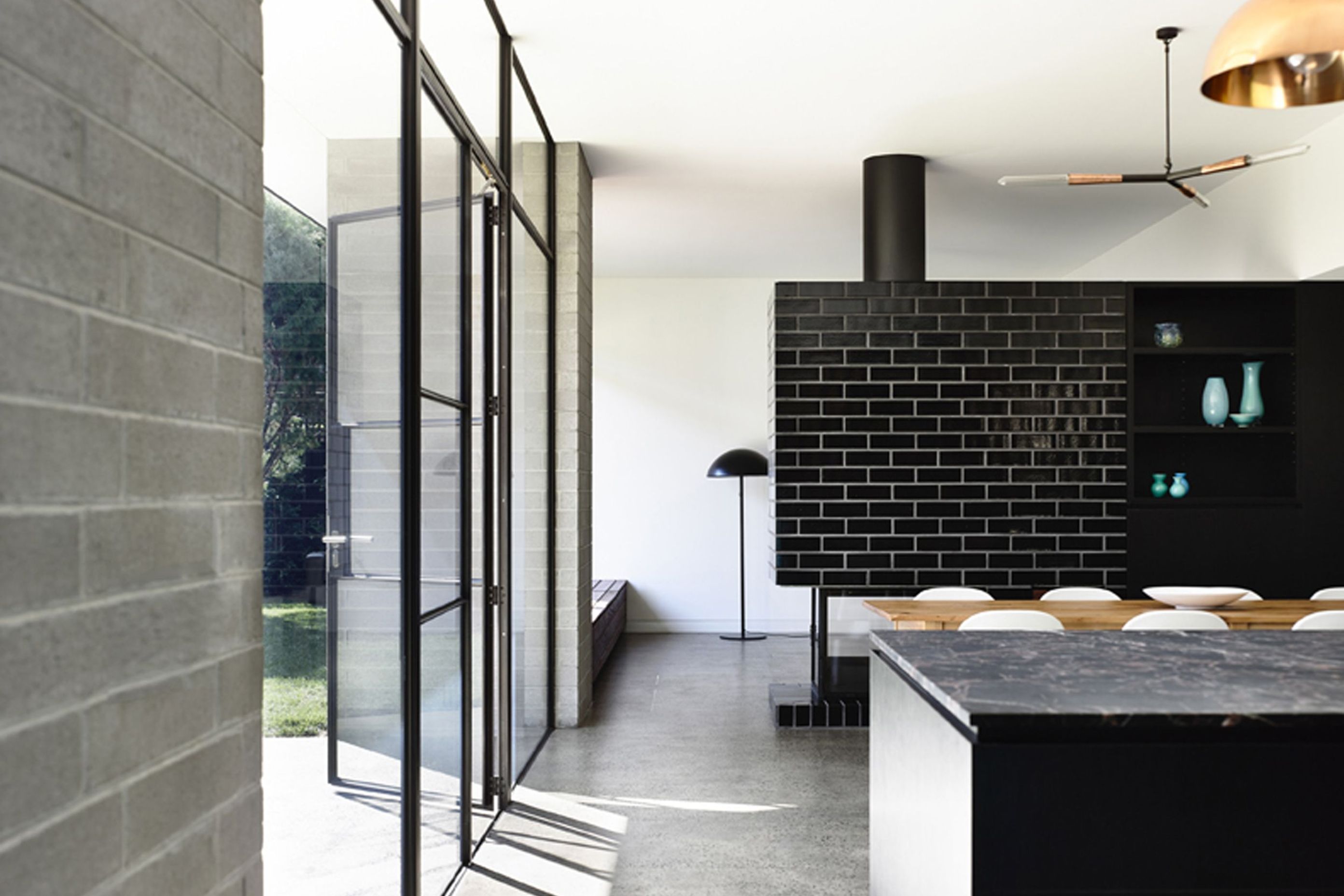 ELWOOD-HOUSE04.jpg