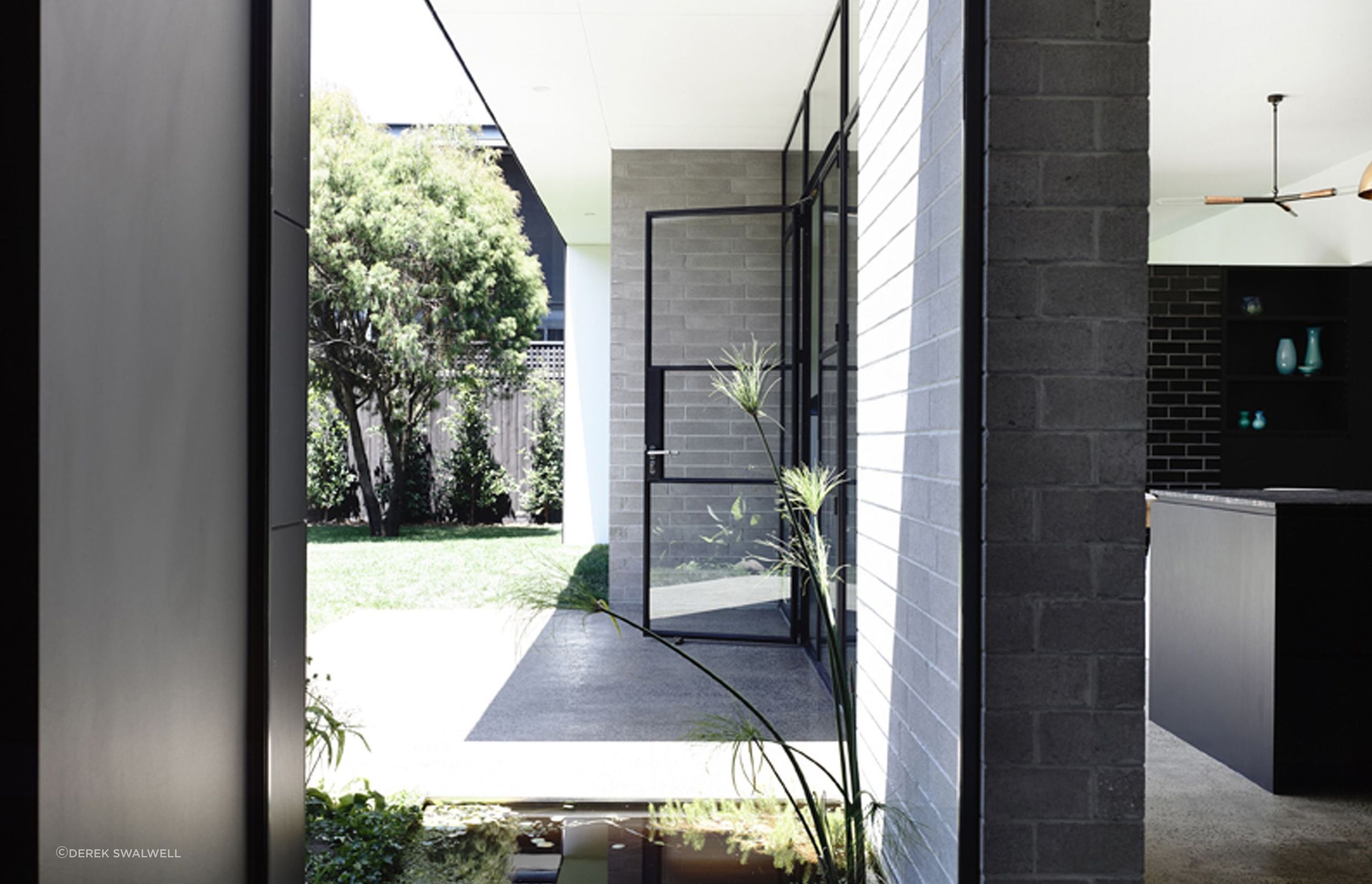 ELWOOD-HOUSE07.jpg