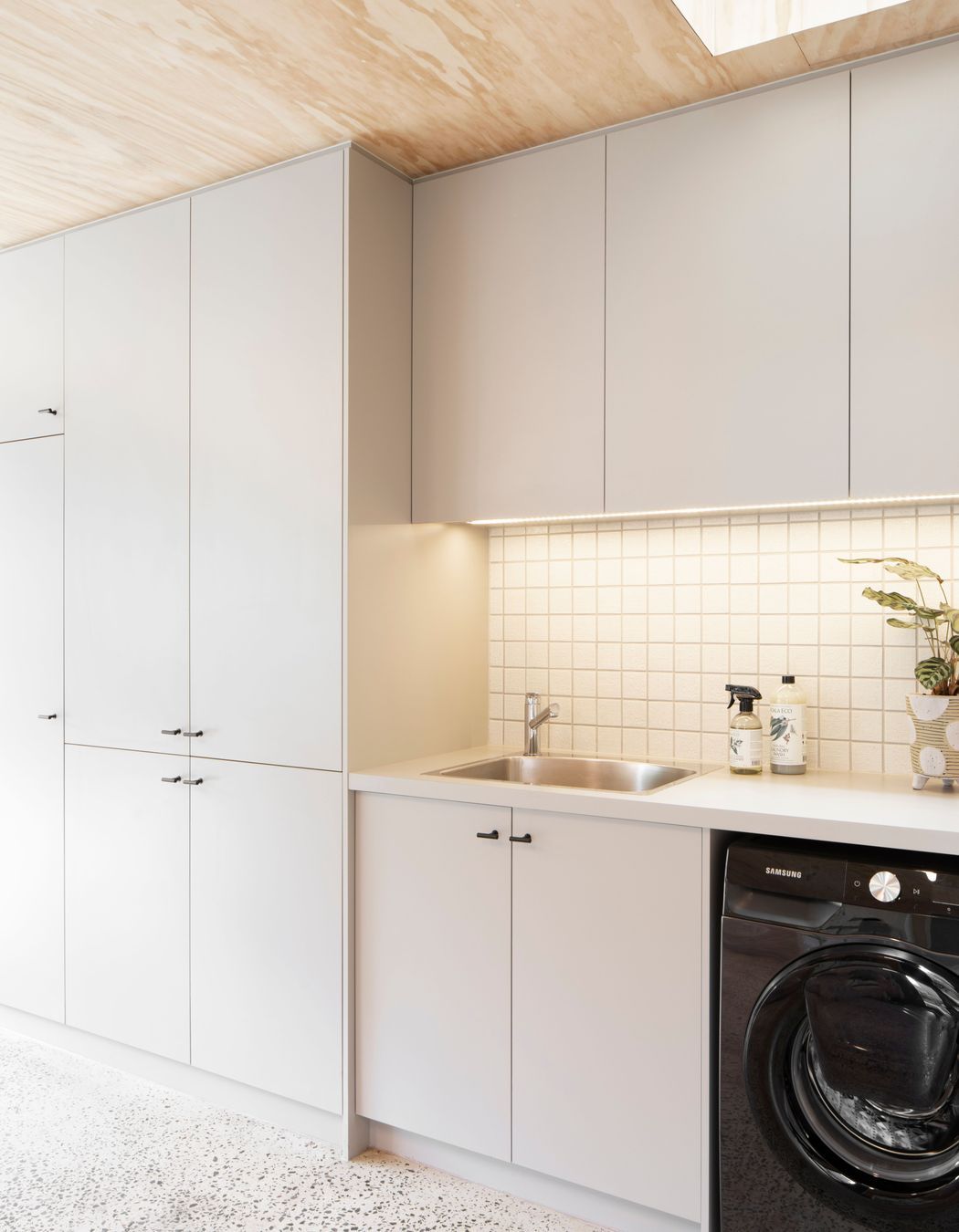 Clifton Hill Studio & Laundry Addition