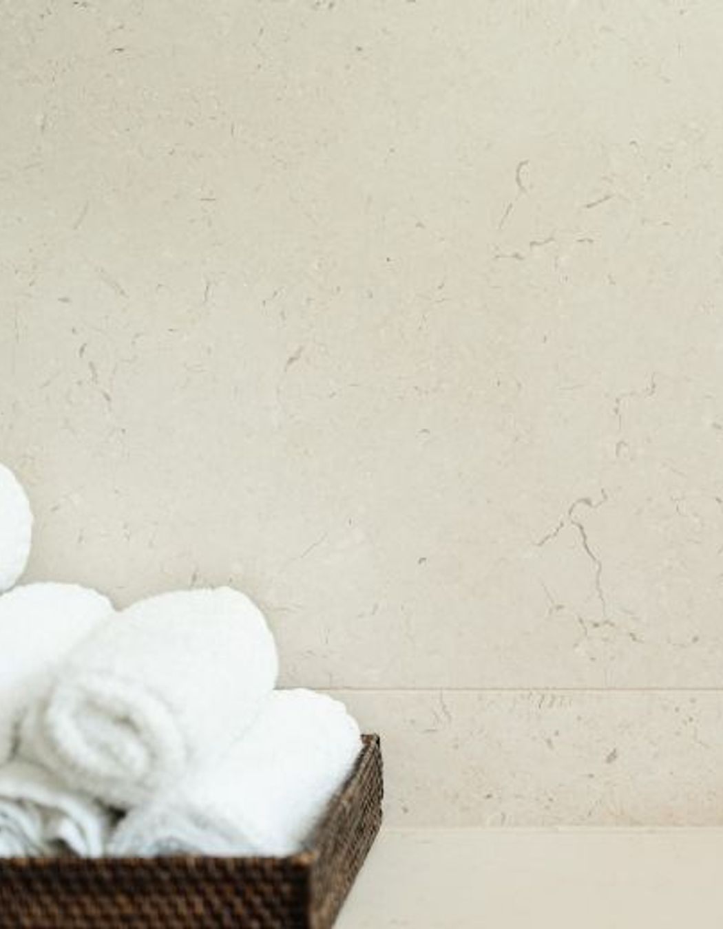 Crema Vialle Limestone Honed