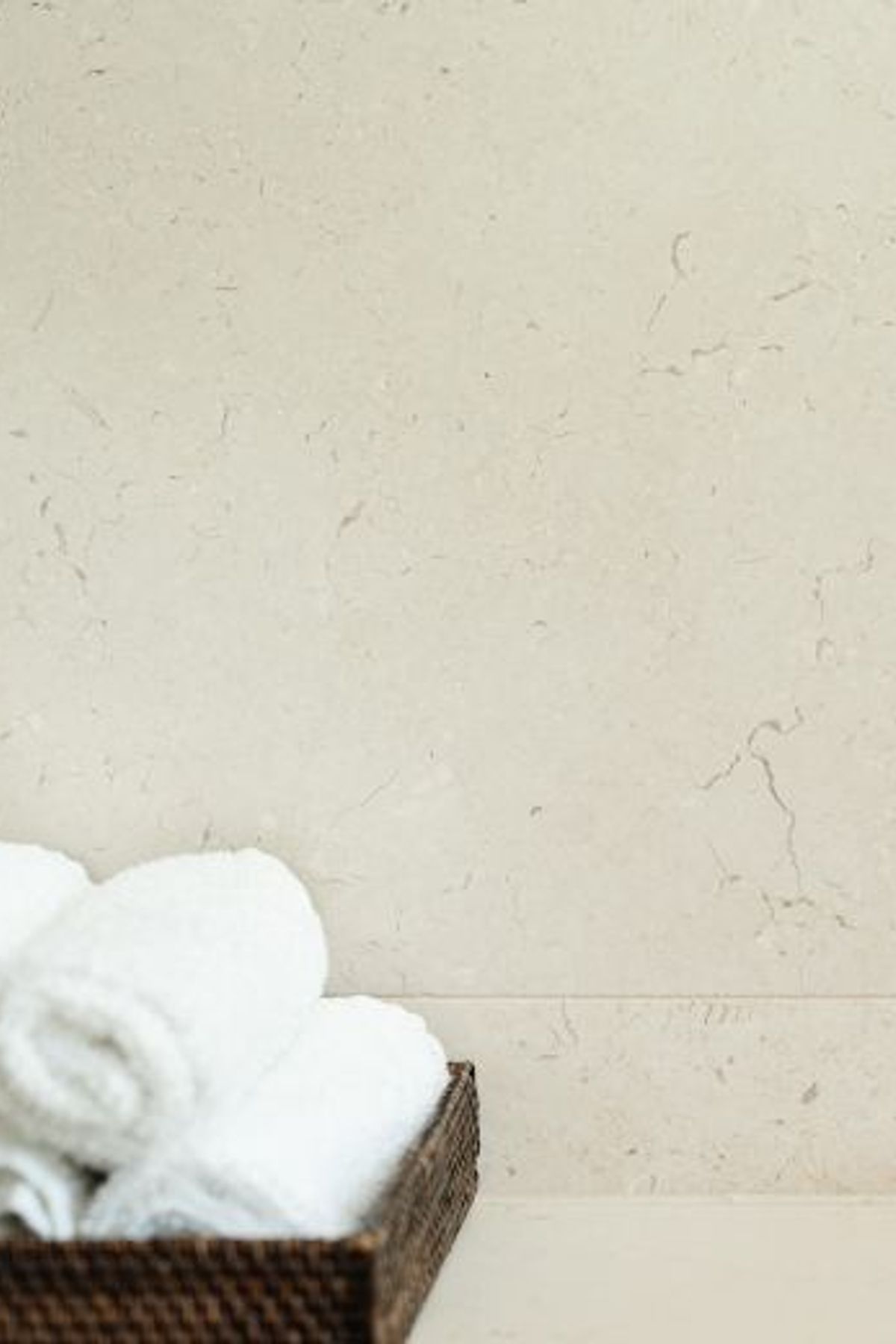 Crema Vialle Limestone Honed