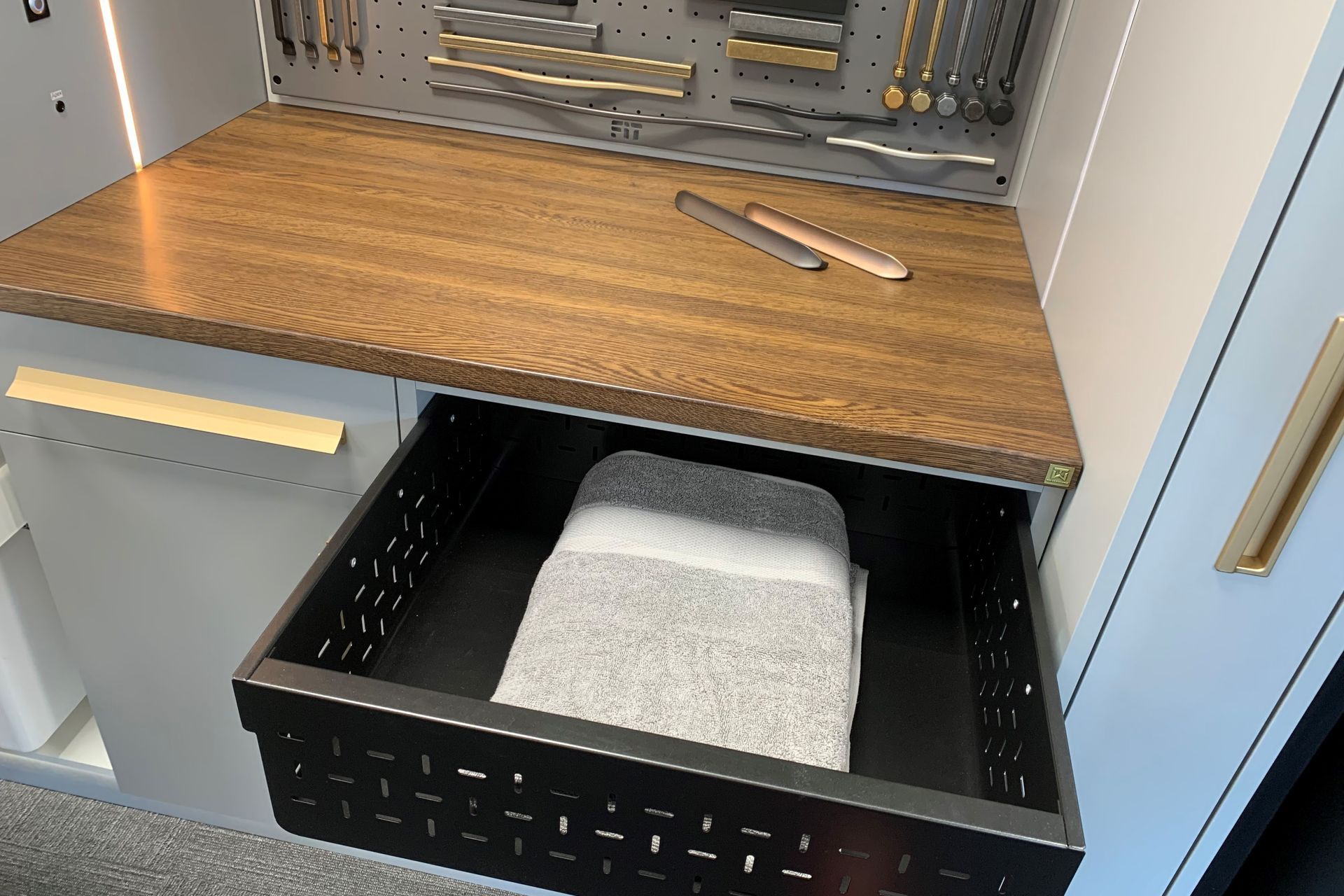Tanova Ventilated Drawers