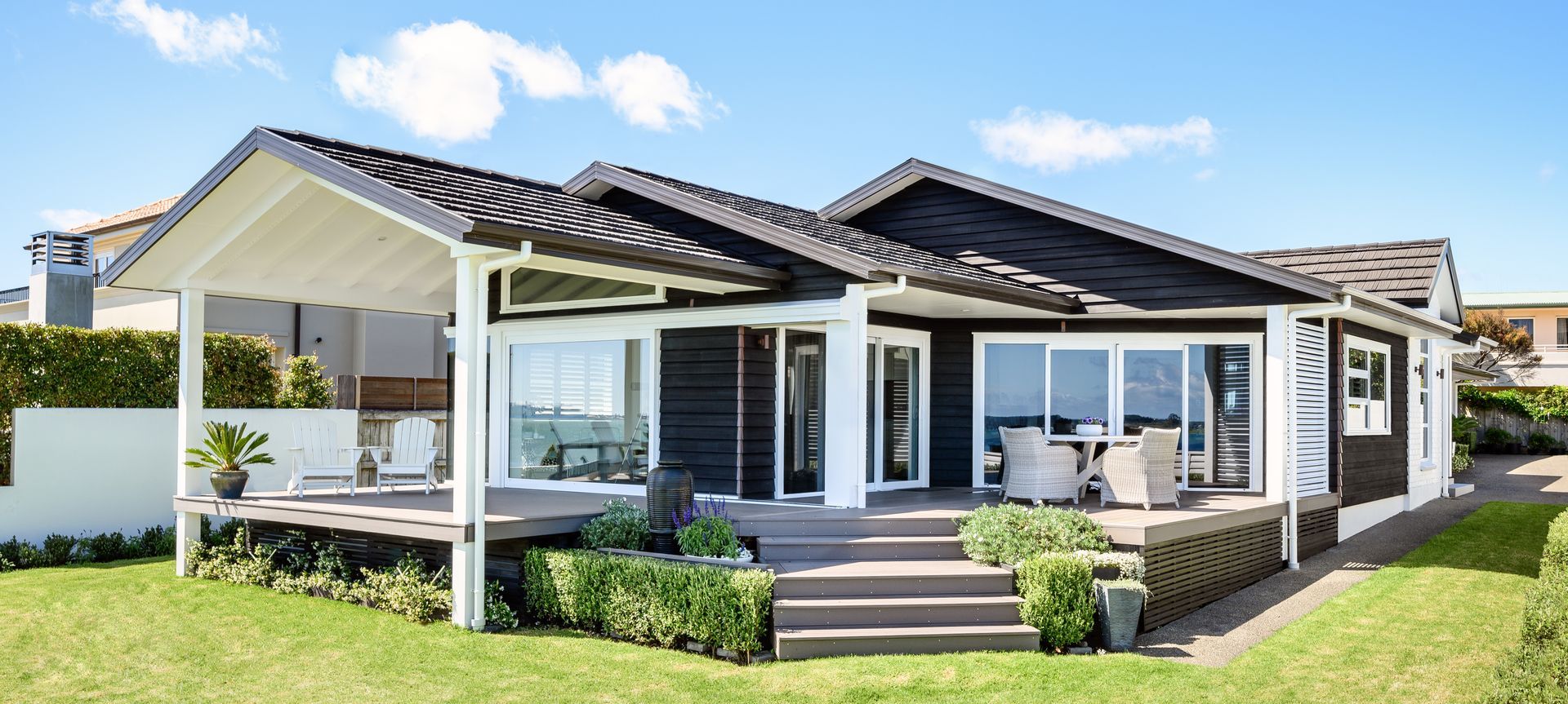 Harbour View banner