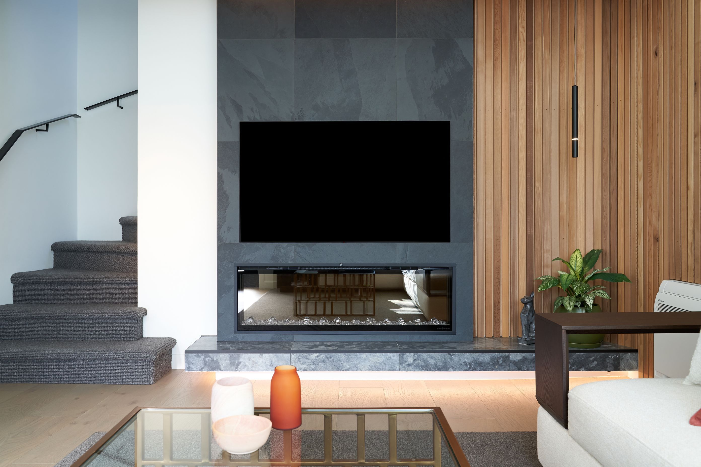 Modern Healthy Home with Architectural Flare