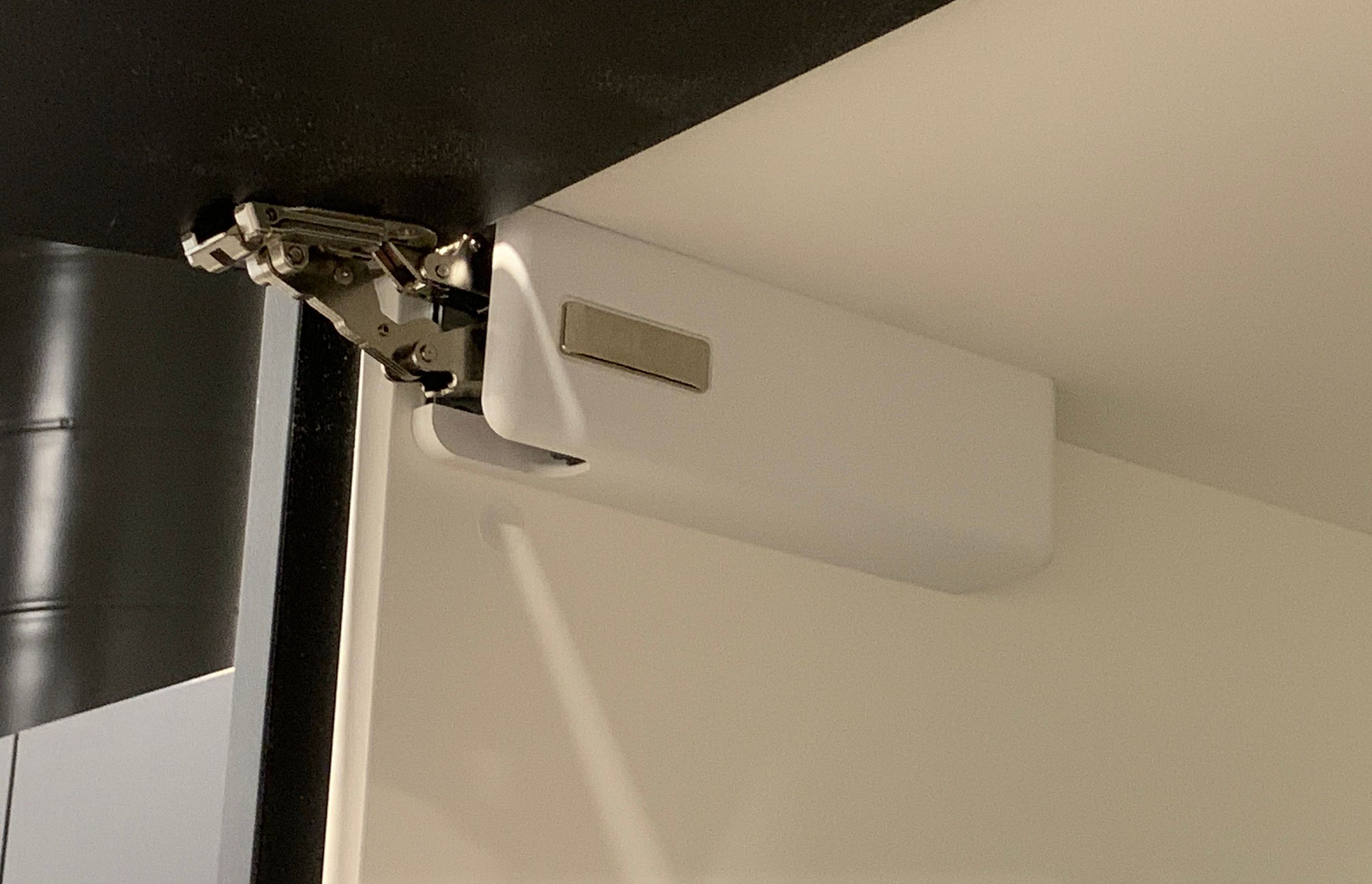 Fit Wellsford Kitchen - Salice Wind Overhead Door Lift - Designed and Made in Italy