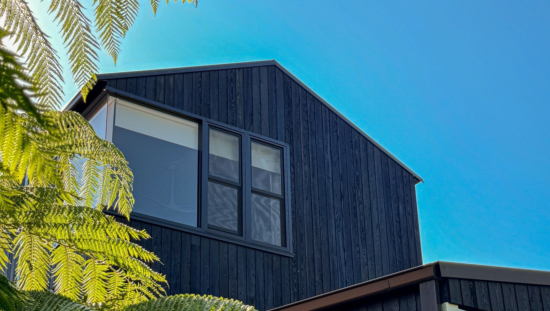 Frangipani House banner
