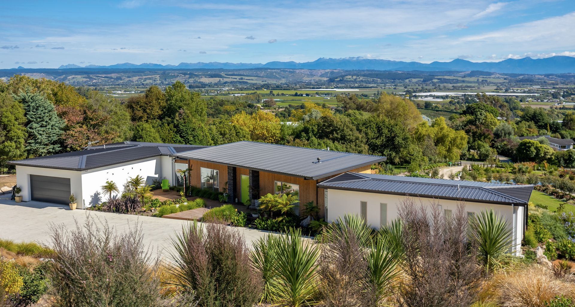 Tasman Homes banner