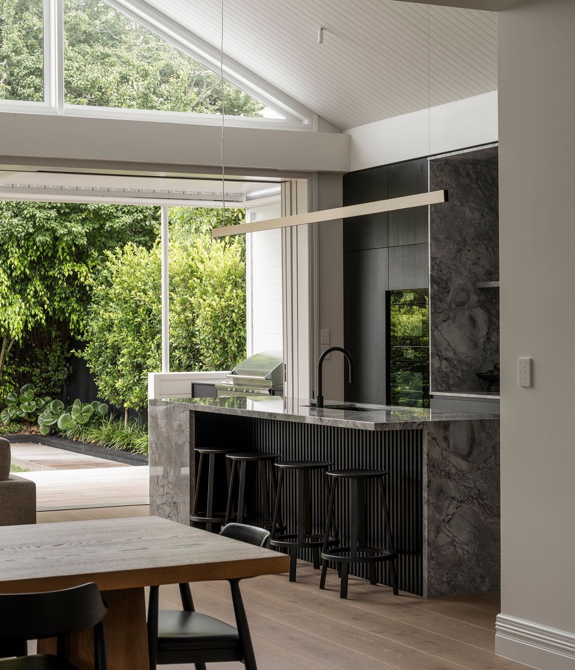 Gable-RevivalThrough-KitchenDavid-Straight-Photographer001-v2.jpg