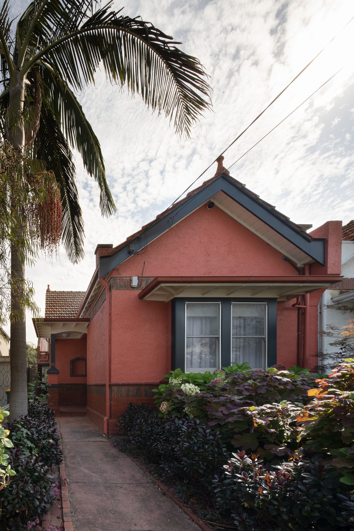 GardenHouse002-v3.jpg