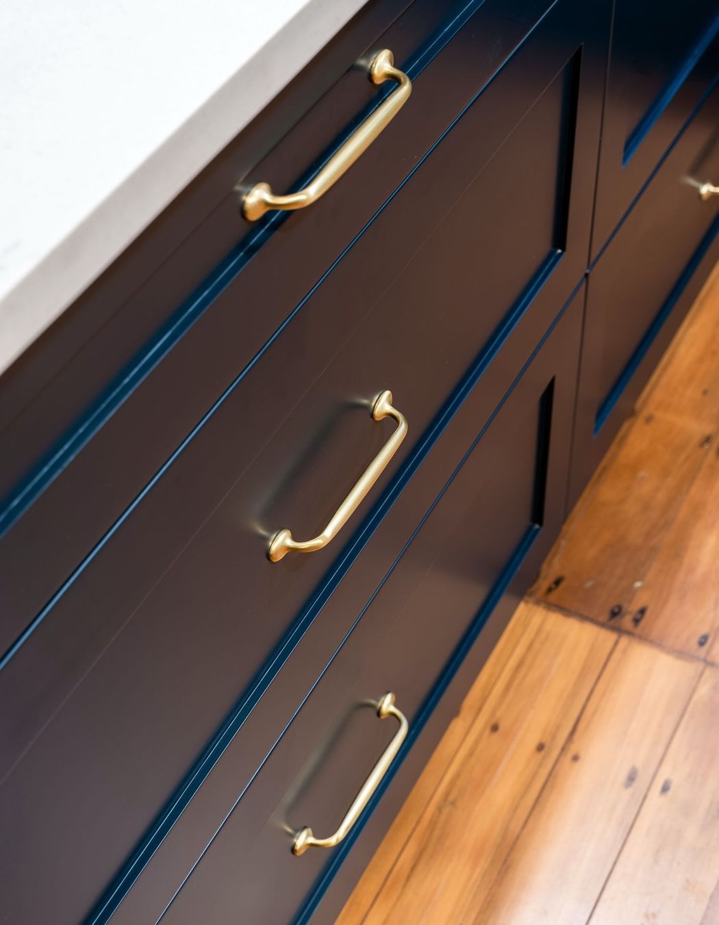 Custom made kitchen by KMD Kitchens