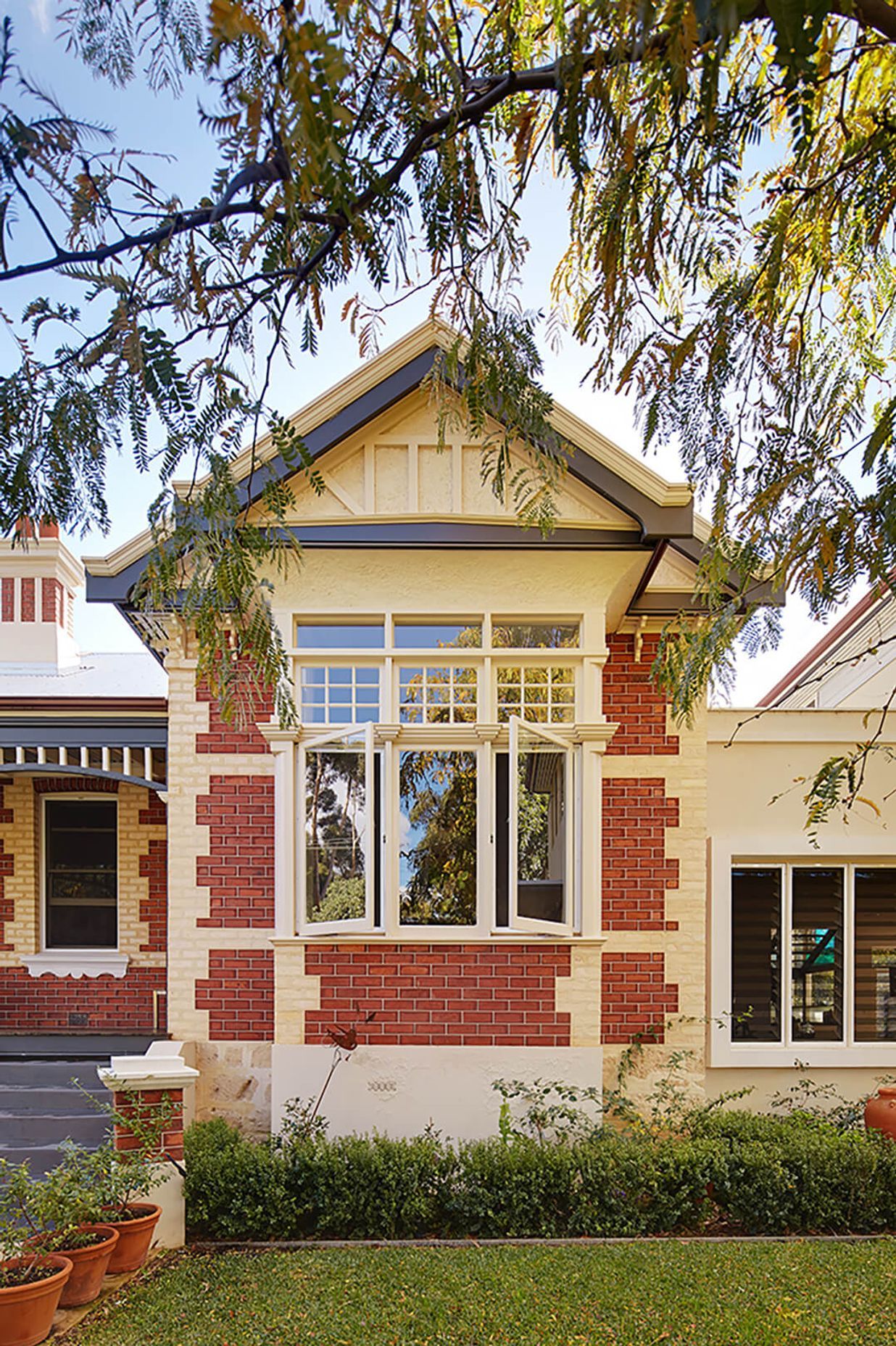 Guildford House