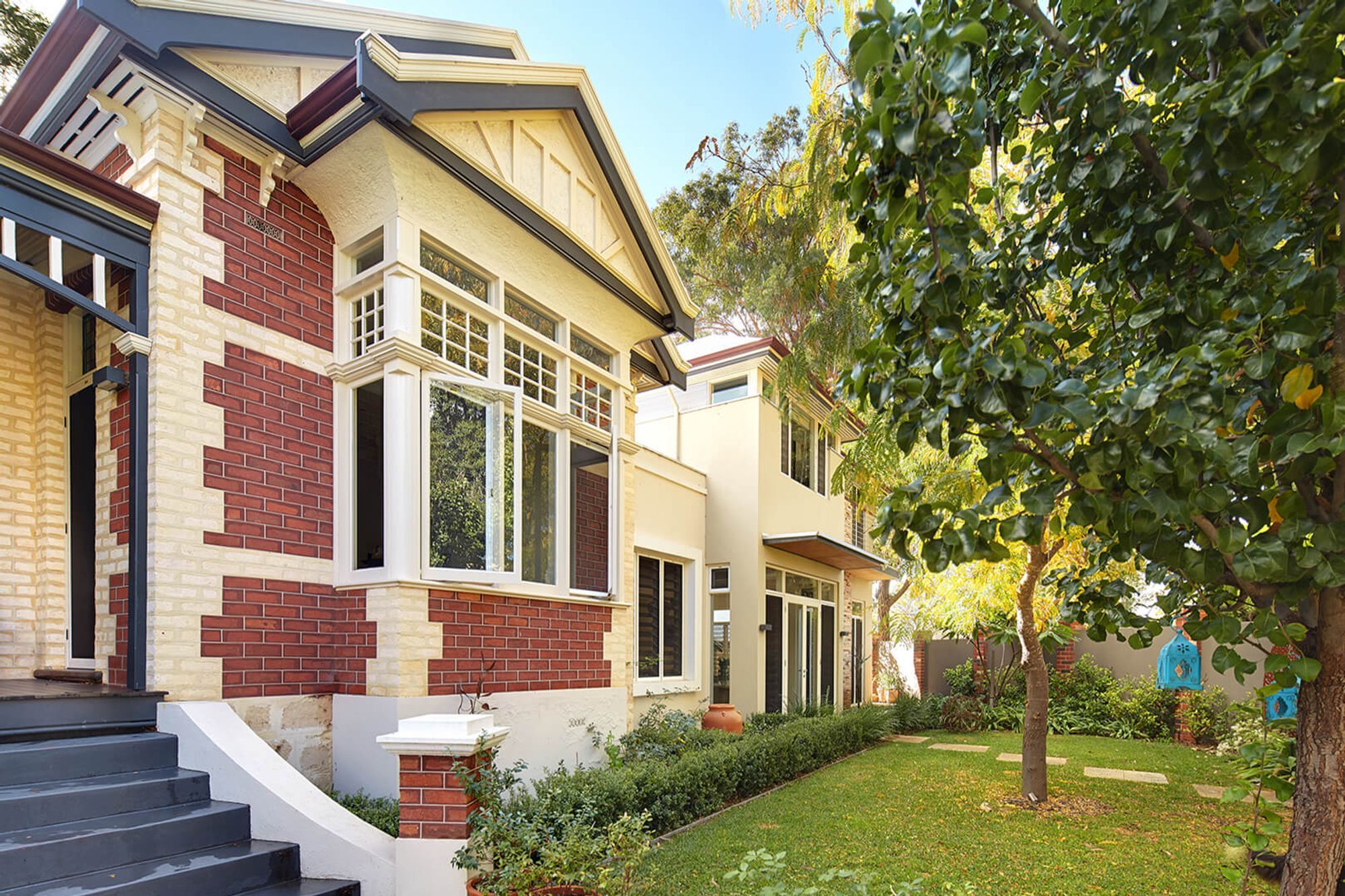 Guildford House