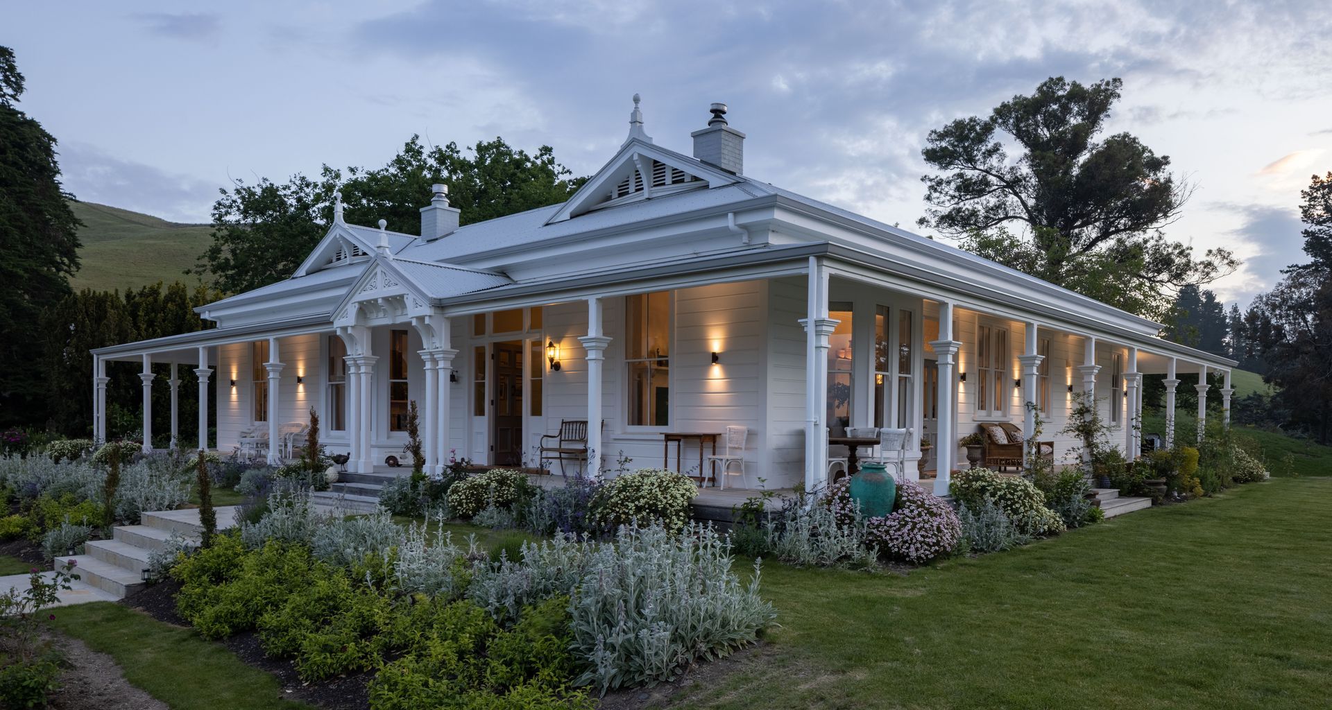 Country living banner