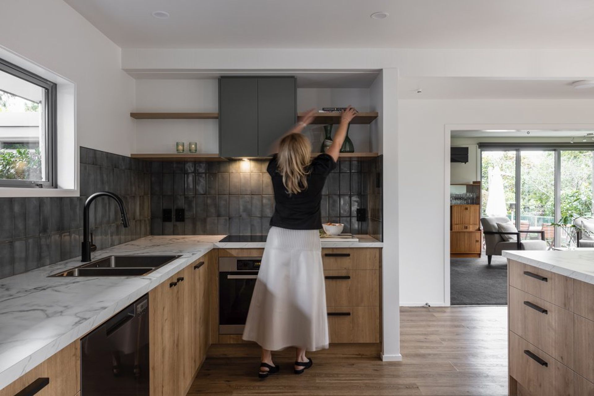 70s Vibe / Peter Bevan Architectural Home Kitchen Renovation