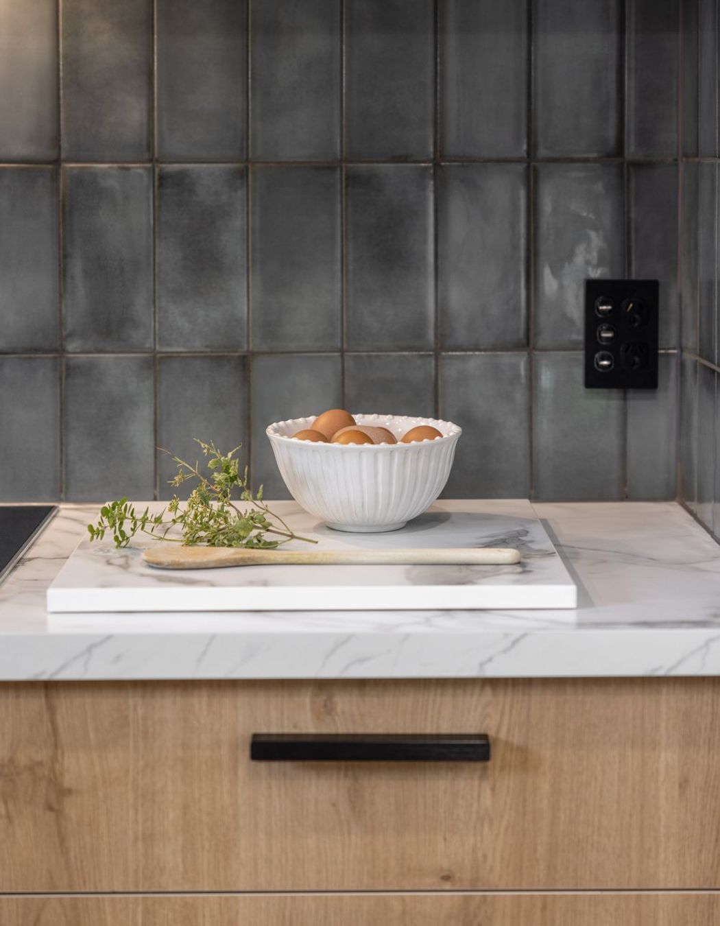 70s Vibe / Peter Bevan Architectural Home Kitchen Renovation