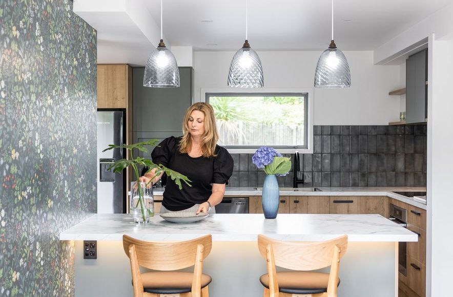 70s Vibe / Peter Bevan Architectural Home Kitchen Renovation