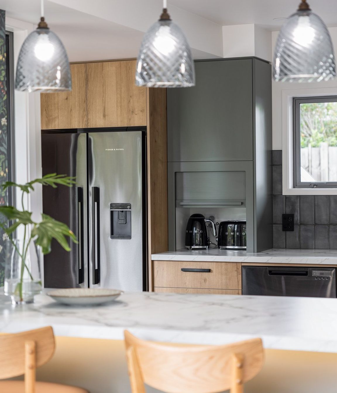 70s Vibe / Peter Bevan Architectural Home Kitchen Renovation