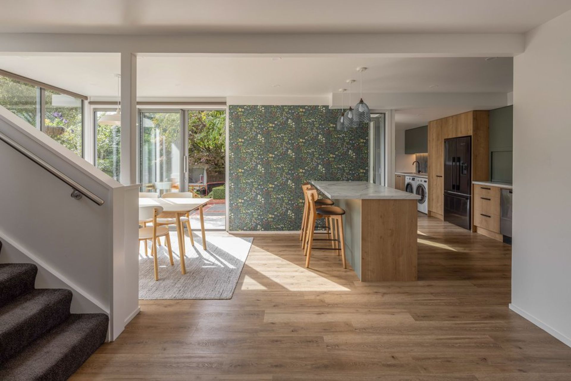 70s Vibe / Peter Bevan Architectural Home Kitchen Renovation