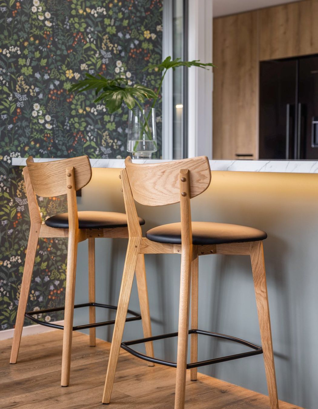 70s Vibe / Peter Bevan Architectural Home Kitchen Renovation