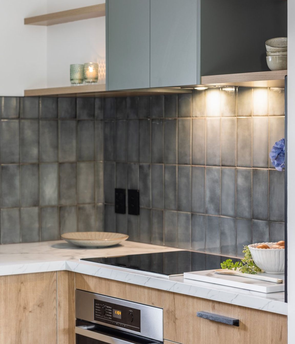 70s Vibe / Peter Bevan Architectural Home Kitchen Renovation